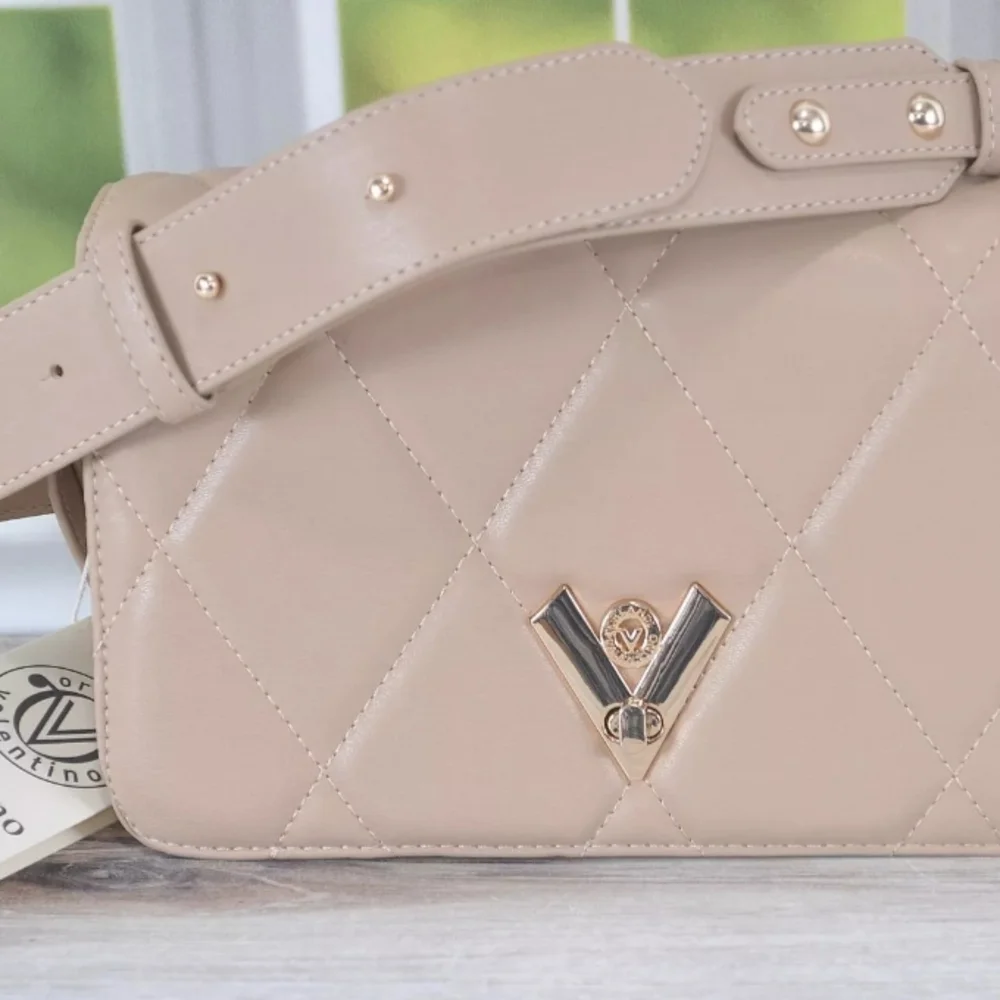 Valentino Handbag in Cream - Picture 2 of 9